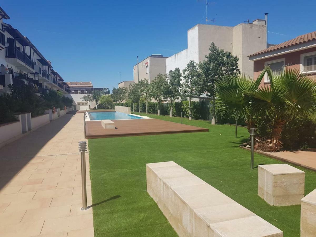 Residencial Delta Garden'S Sant Jaume d'Enveja Exterior foto