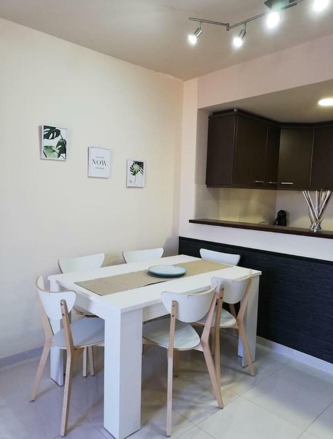 Residencial Delta Garden'S Sant Jaume d'Enveja Exterior foto